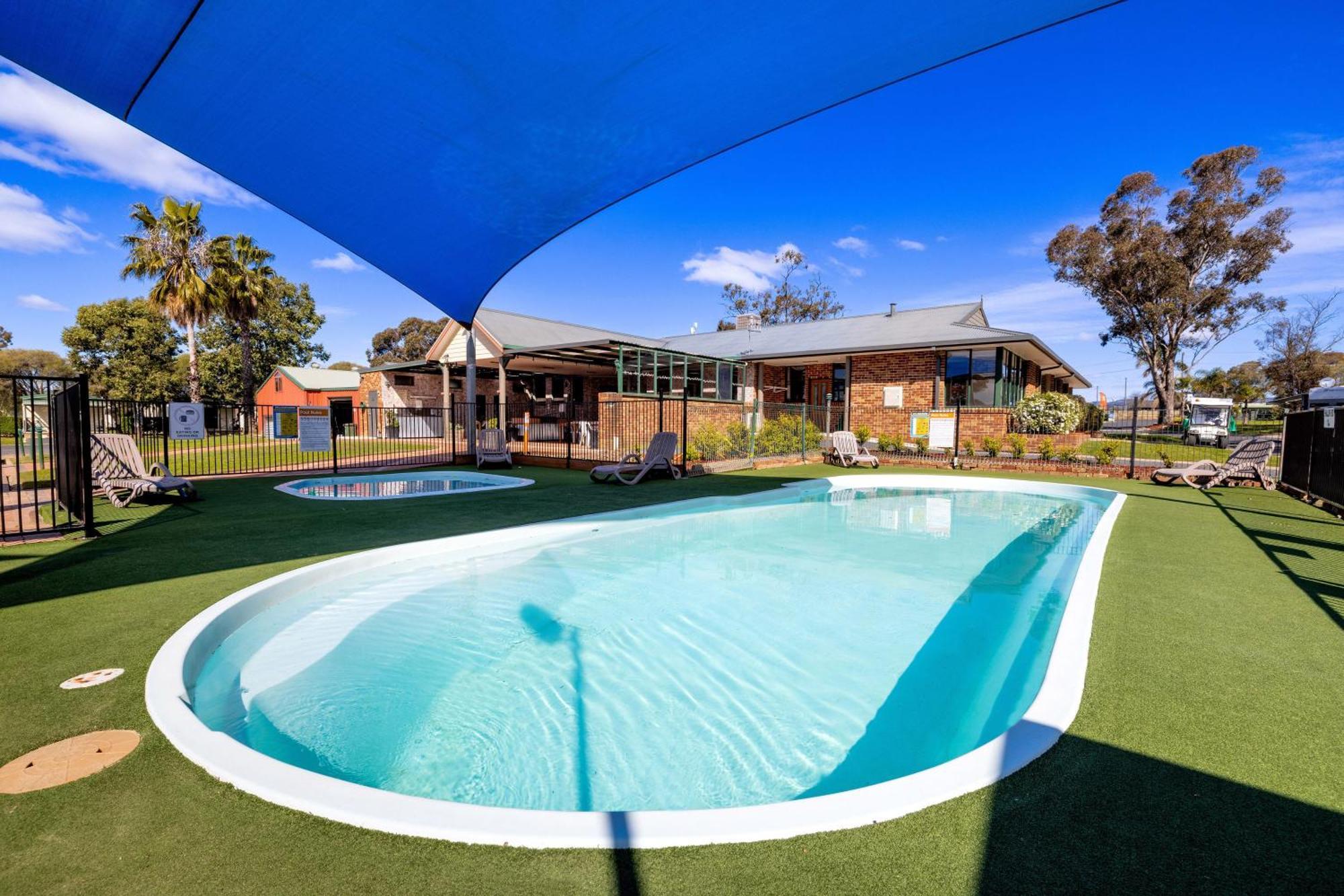 Big4 Mudgee Holiday Park Exterior foto