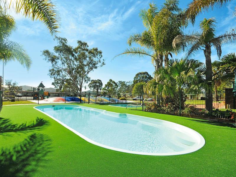 Big4 Mudgee Holiday Park Exterior foto