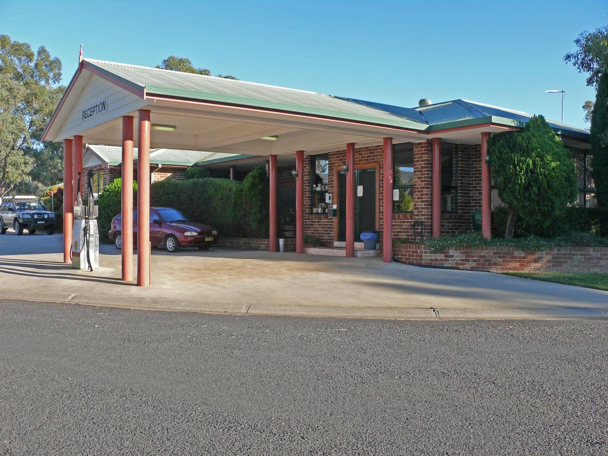 Big4 Mudgee Holiday Park Exterior foto